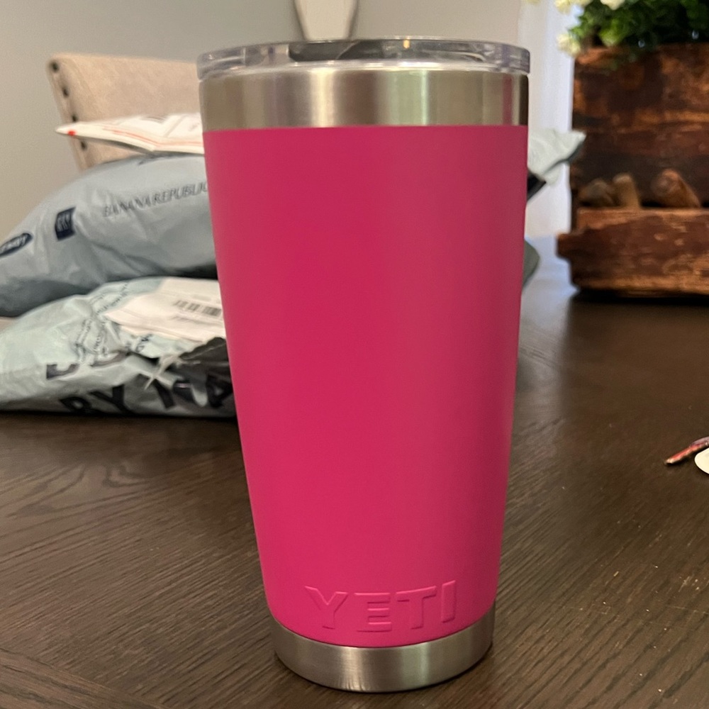 20oz Yeti in Prickly Pear Pink